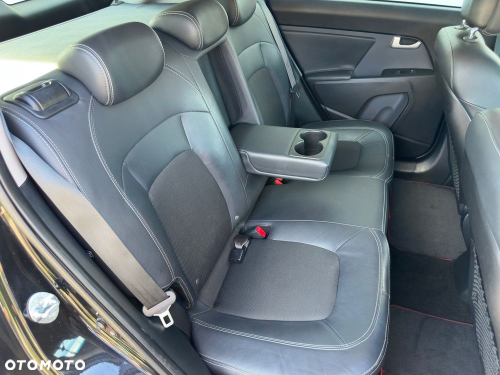 Kia Sportage 2.0 CRDI 2WD Spirit - 24