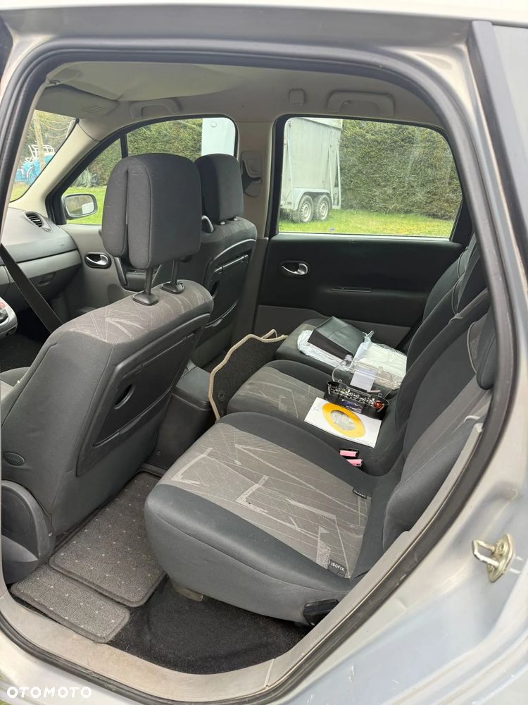 Renault Scenic 1.9 dCi Confort Expression - 5