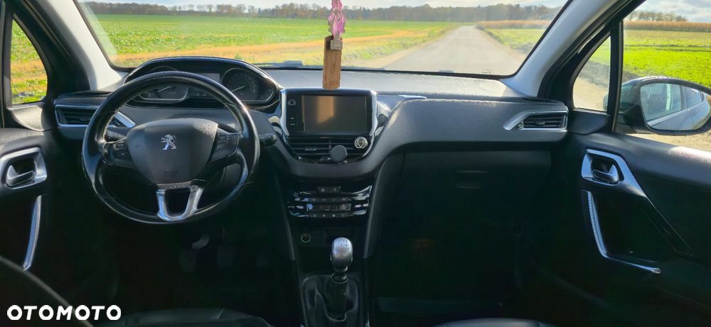 Peugeot 2008 1.6 BlueHDi Allure - 7