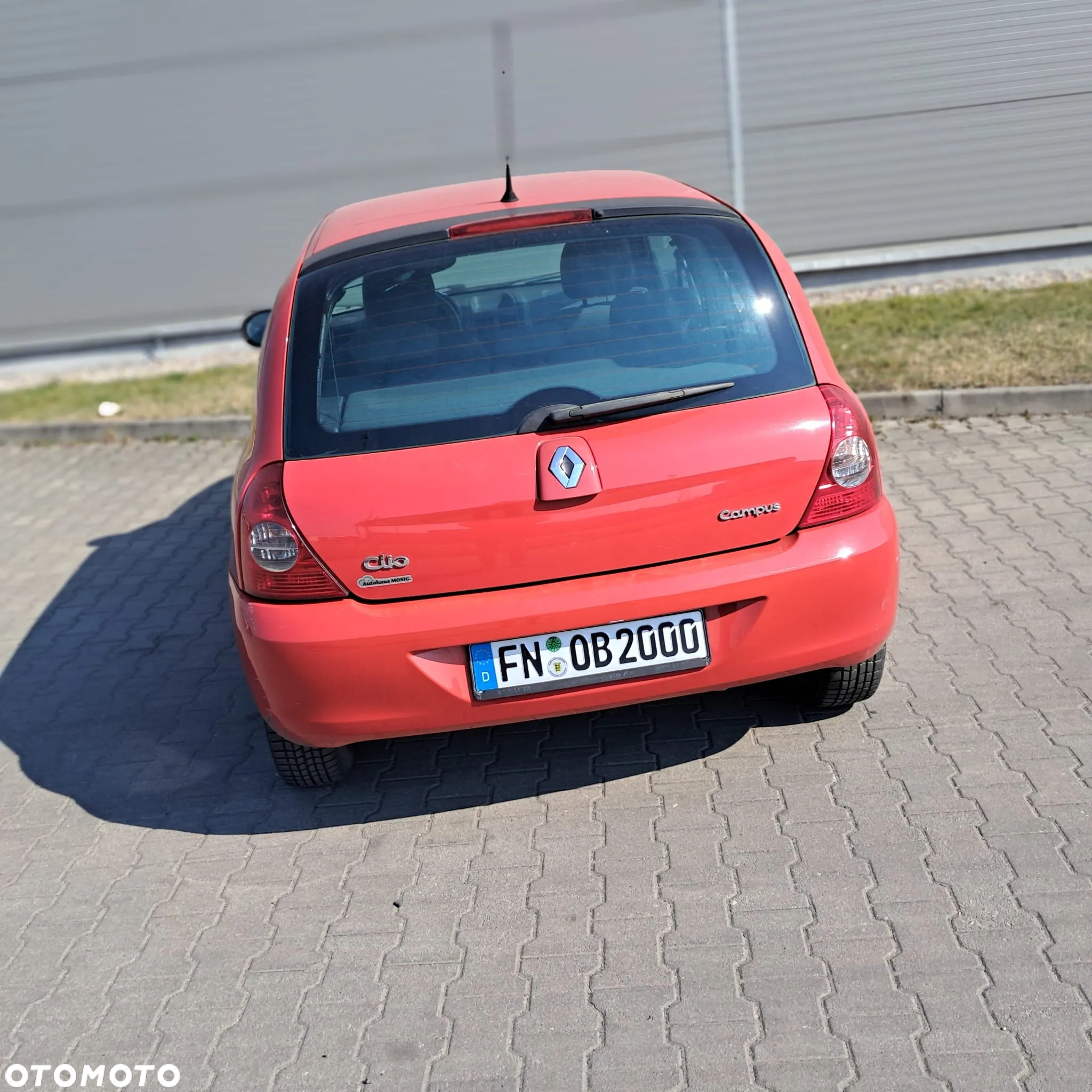 Renault Clio - 18