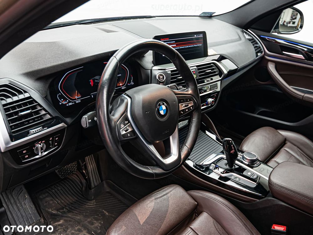 BMW X4 xDrive20i sport - 9