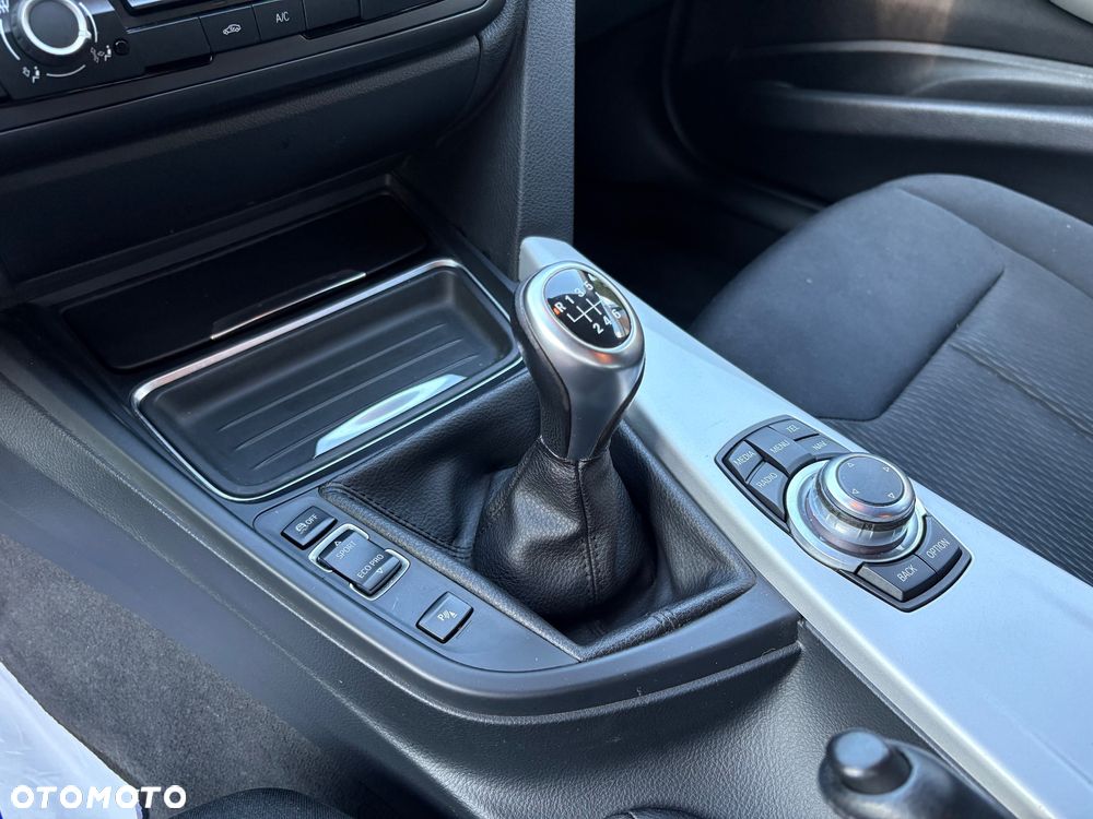 BMW Seria 3 320d DPF - 19