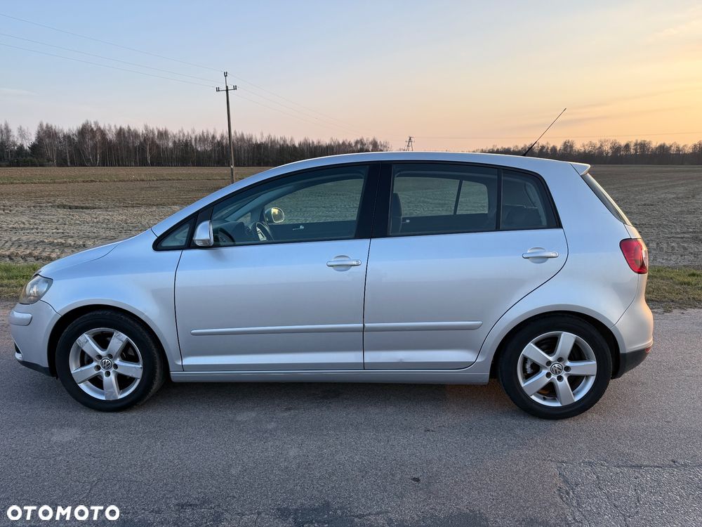 Volkswagen Golf Plus 1.9 TDI DPF Comfortline - 4