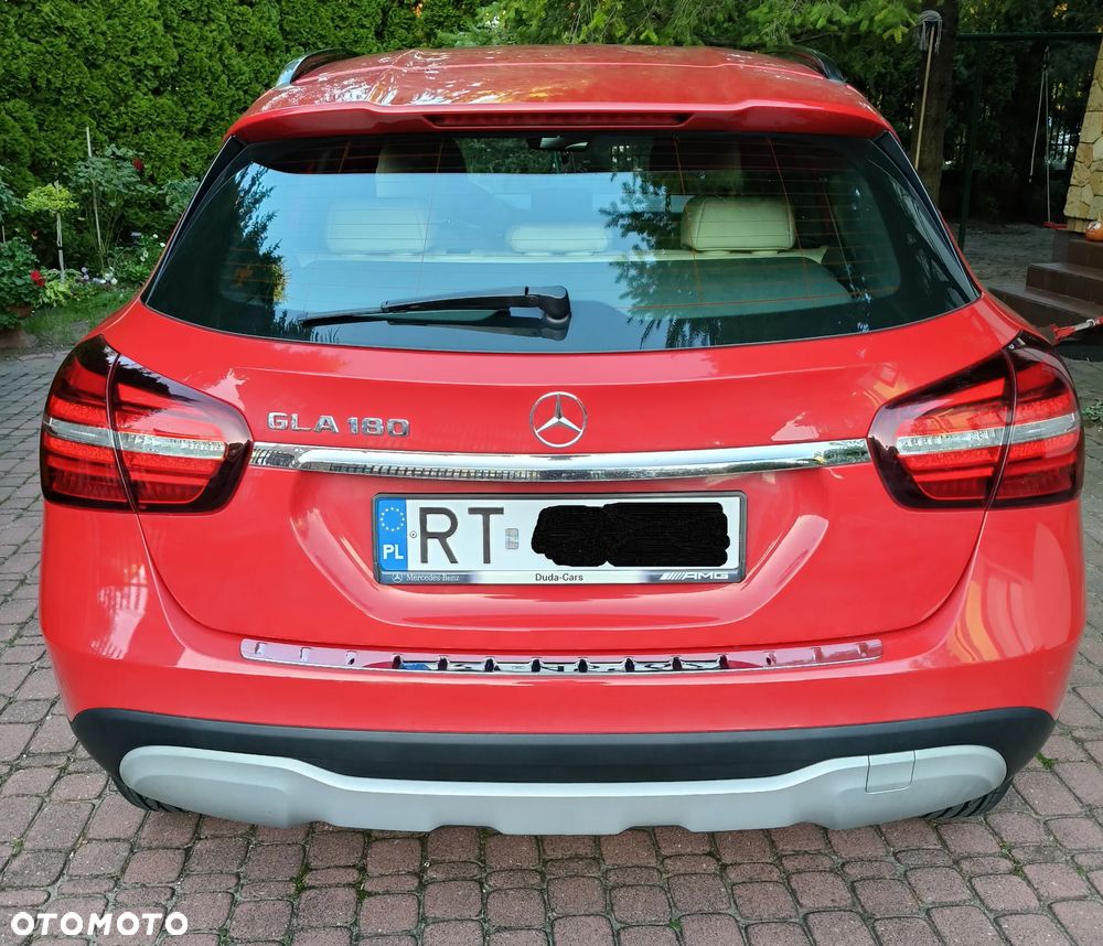 Mercedes-Benz GLA 180 7G-DCT Style - 5