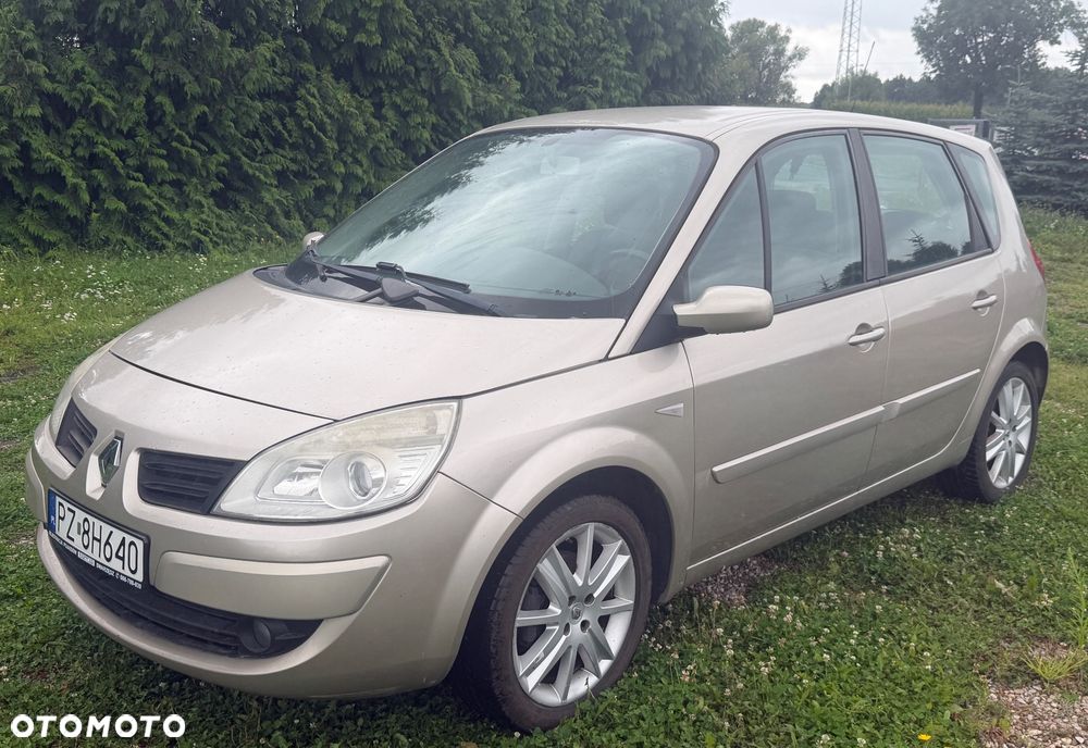 Renault Scenic 1.6 16V 110 Dynamique - 15