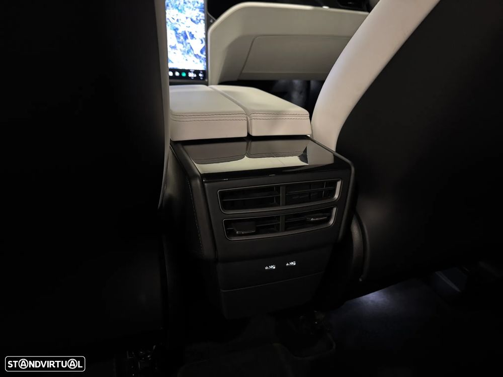 Tesla Model X 100 kWh Long Range AWD - 37