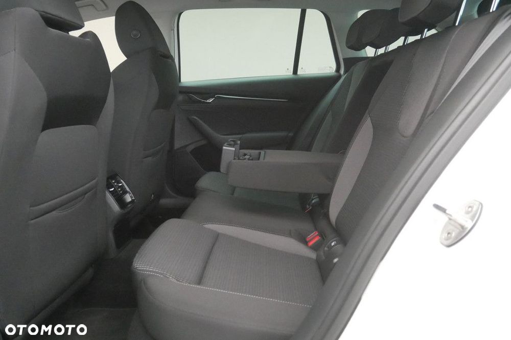 Skoda Octavia - 15