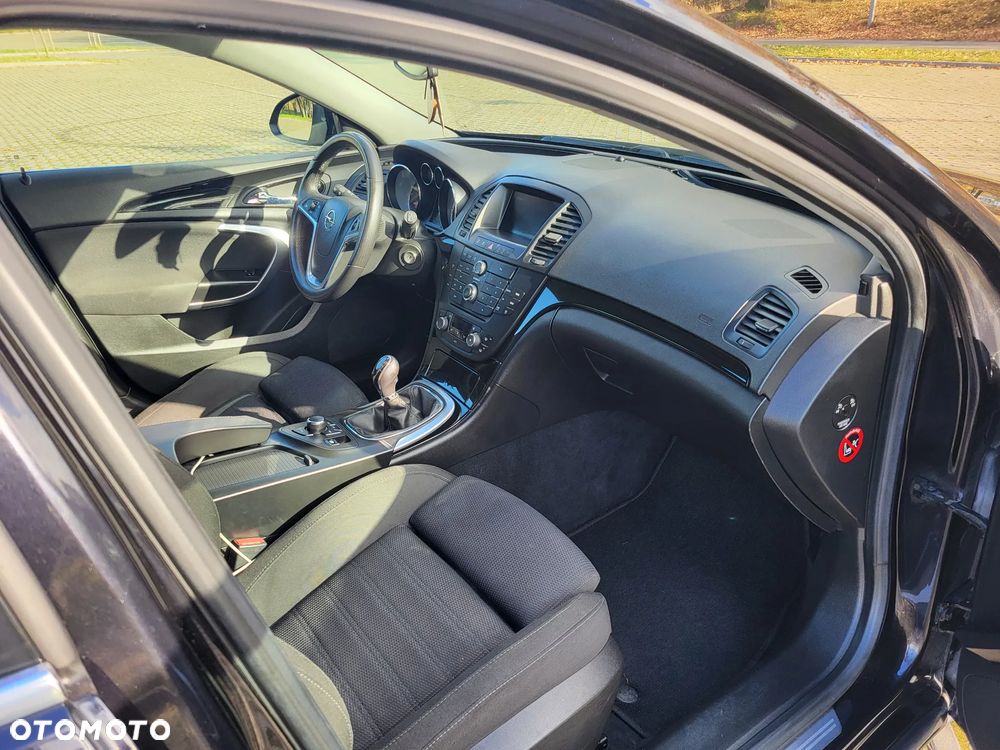 Opel Insignia 1.6 T Sport - 11
