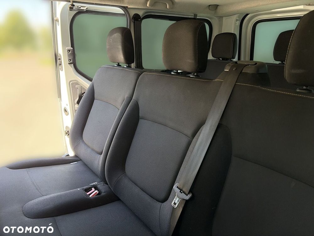 Renault Trafic - 15