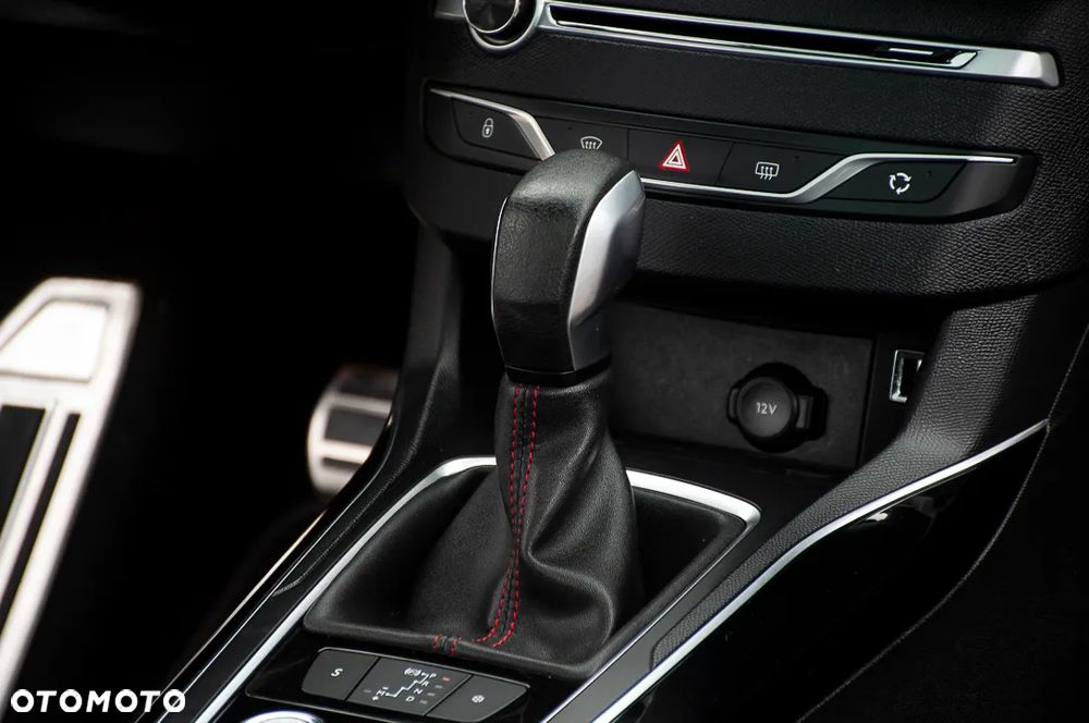 Peugeot 308 BlueHDi 150 EAT6 Stop & Start GT-Line Edition - 22