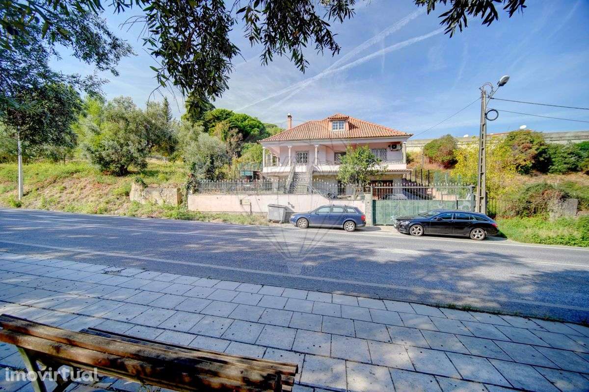 Moradia T5 para venda - Grande imagem: 2/30