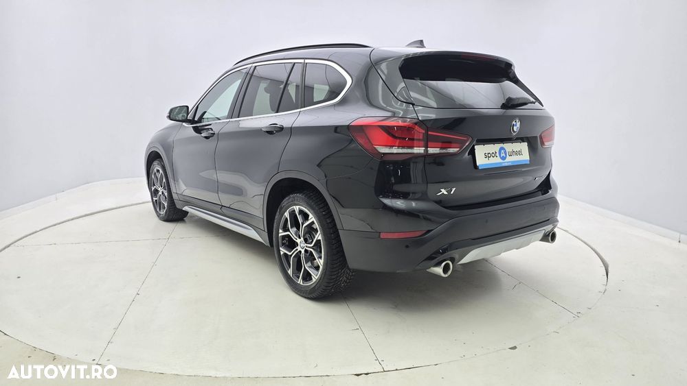 BMW X1 - 8