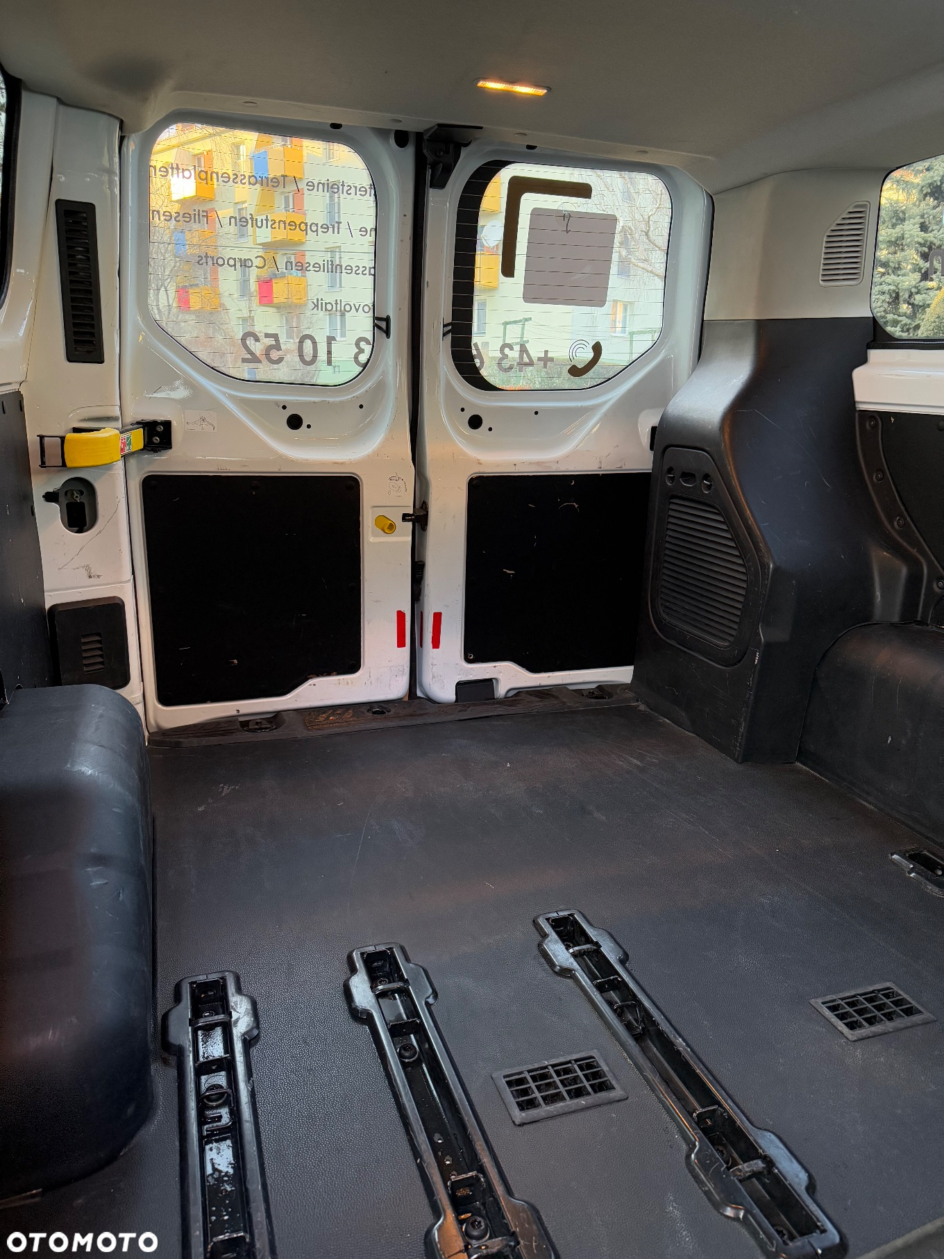 Ford Transit Custom - 8