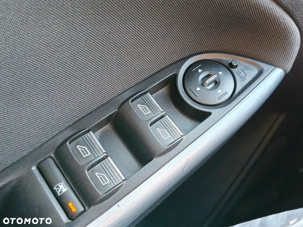 Ford Focus 1.6 EcoBoost Start-Stopp-System Titanium - 23