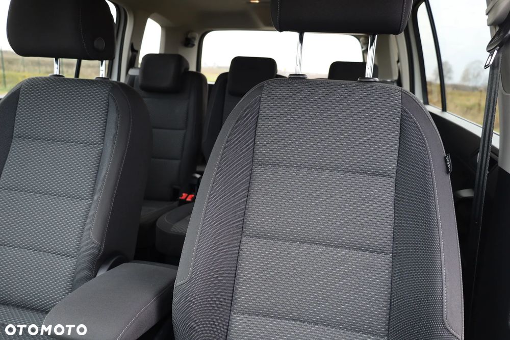 Volkswagen Touran 1.6 TDI BMT Comfortline - 19