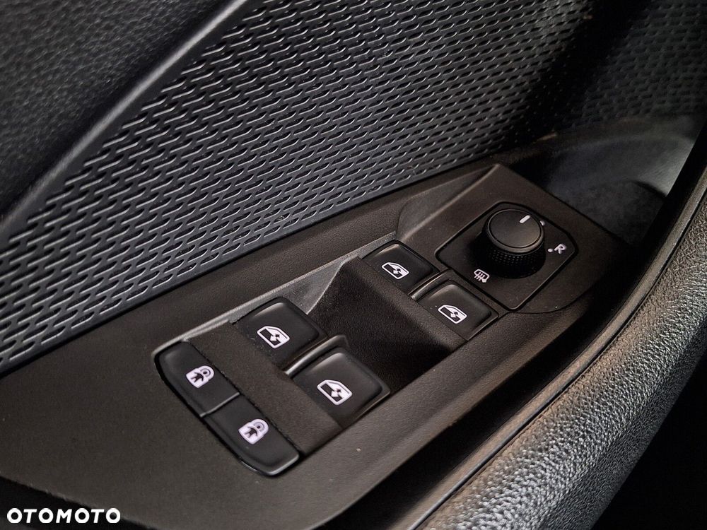 Skoda Octavia 2.0 TDI Ambition - 37