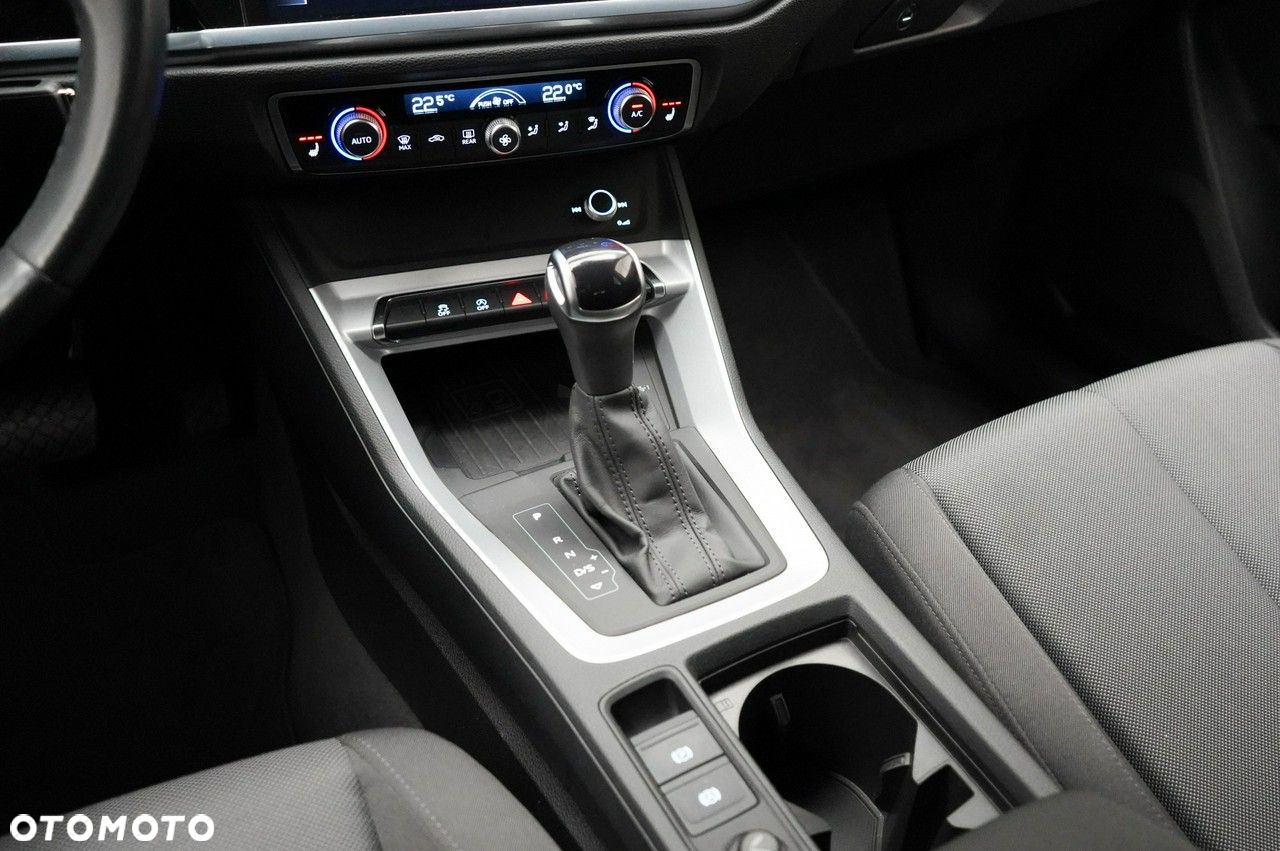 Audi Q3 - 21