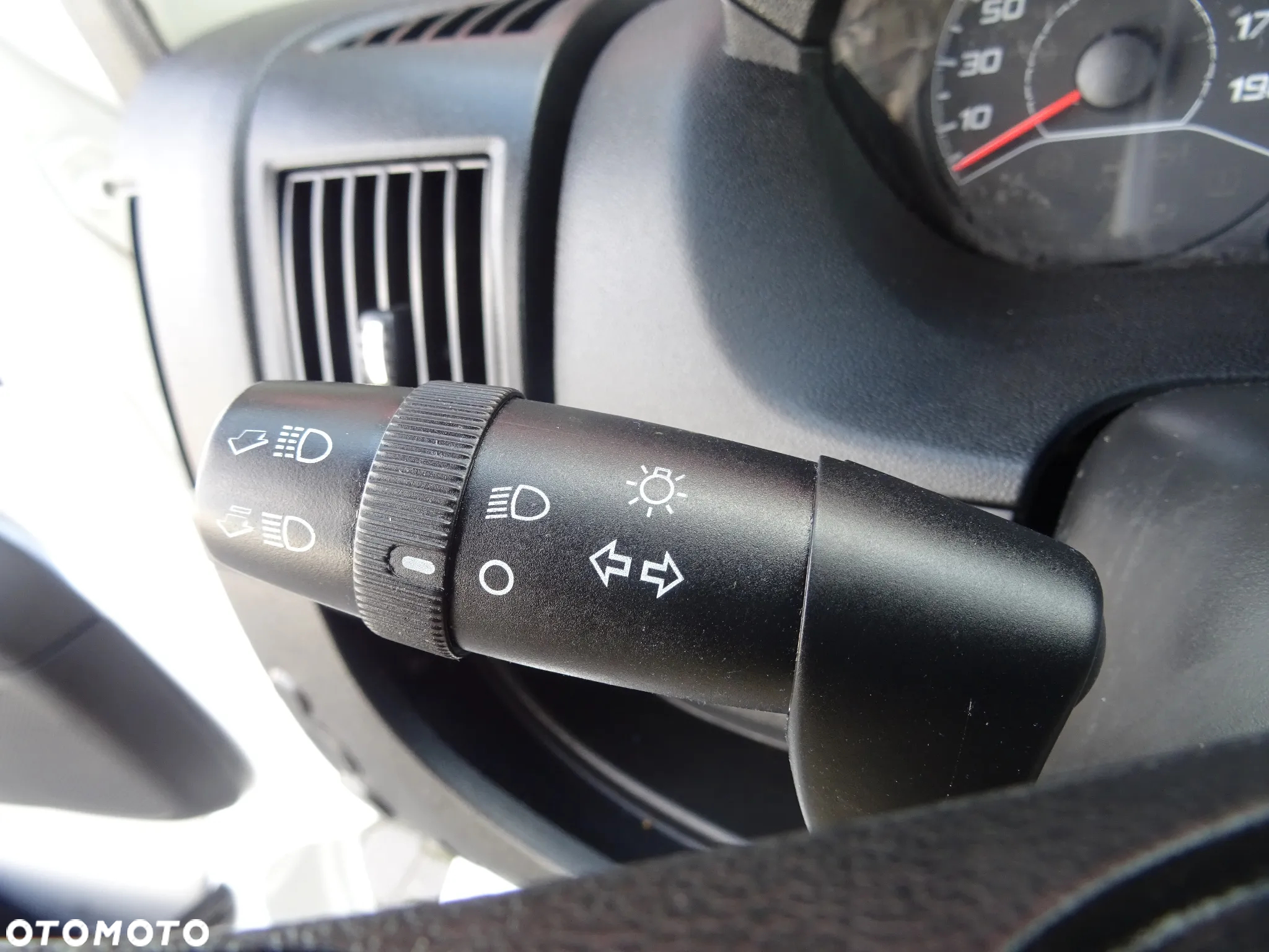 Peugeot BOXER - 21