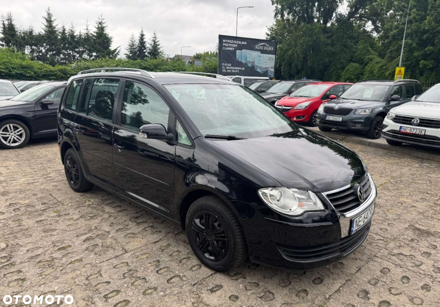 Volkswagen Touran - 4