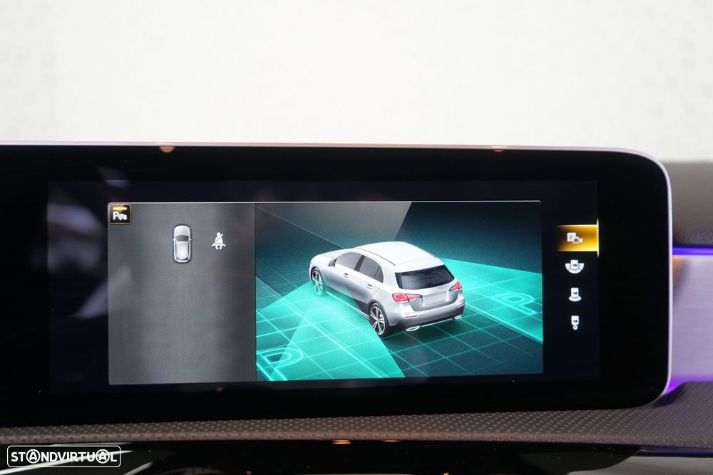 Mercedes-Benz A 180 7G-DCT AMG Line - 35