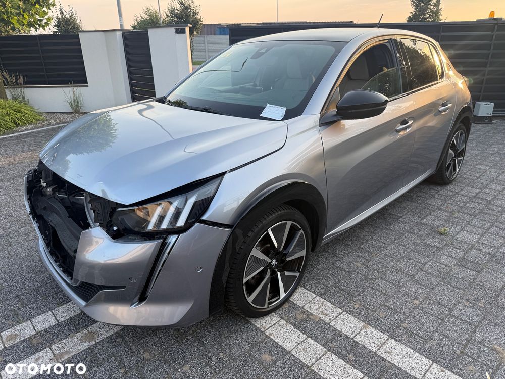 Peugeot 208 GT - 1