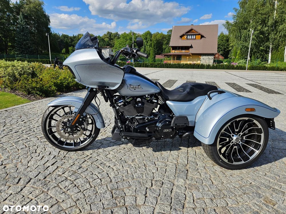 Harley-Davidson Trike Freewheeler - 23