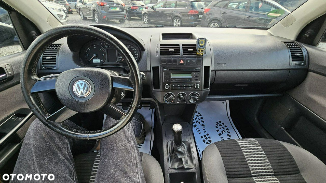 Volkswagen Polo - 26