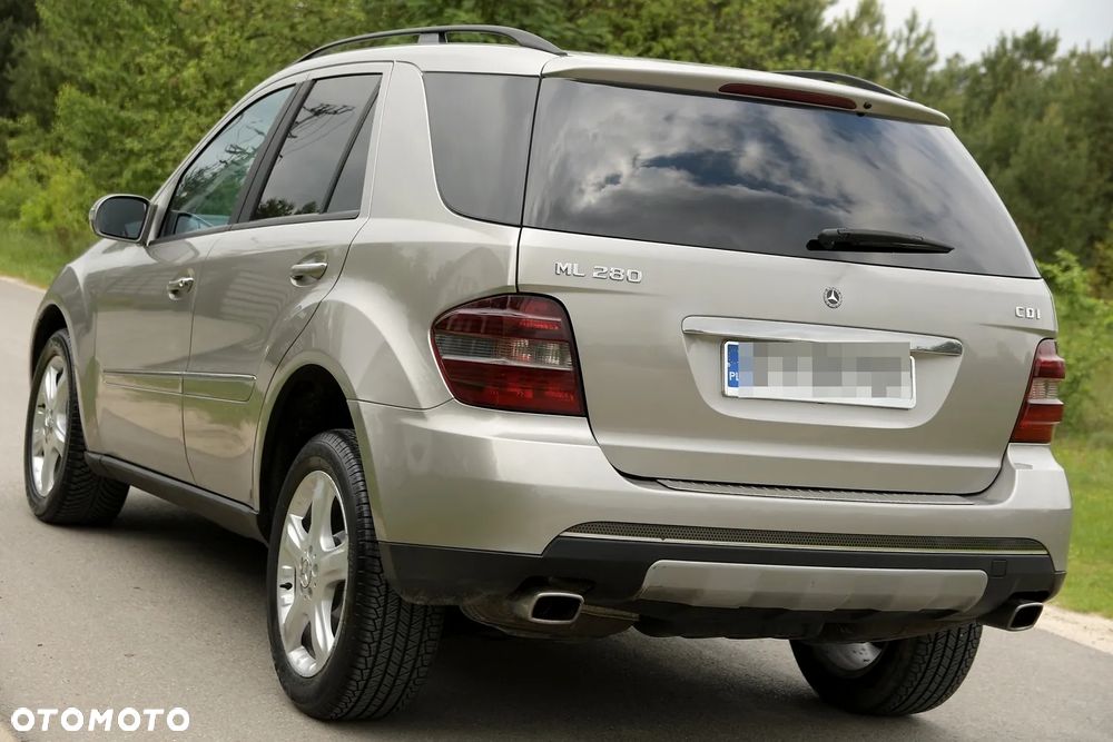 Mercedes-Benz ML - 4