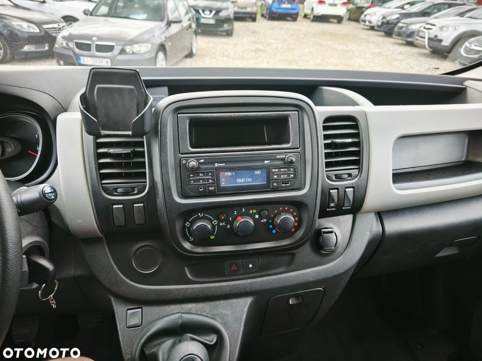 Renault Trafic - 40