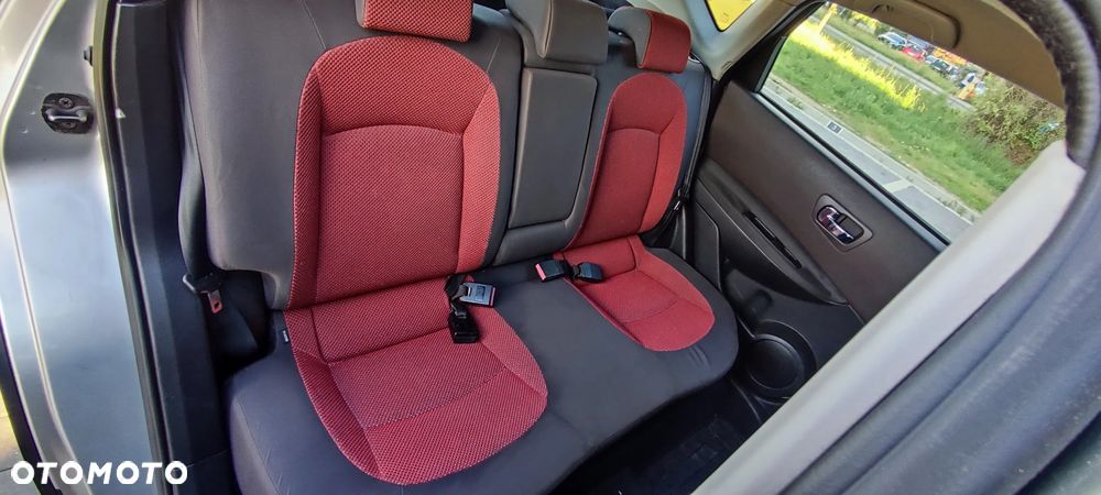 Nissan Qashqai 1.6 Visia - 29