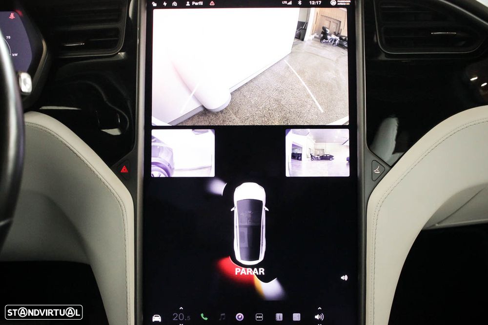 Tesla Model X Long Range - 29