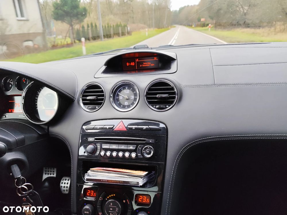 Peugeot RCZ 1.6 THP - 10