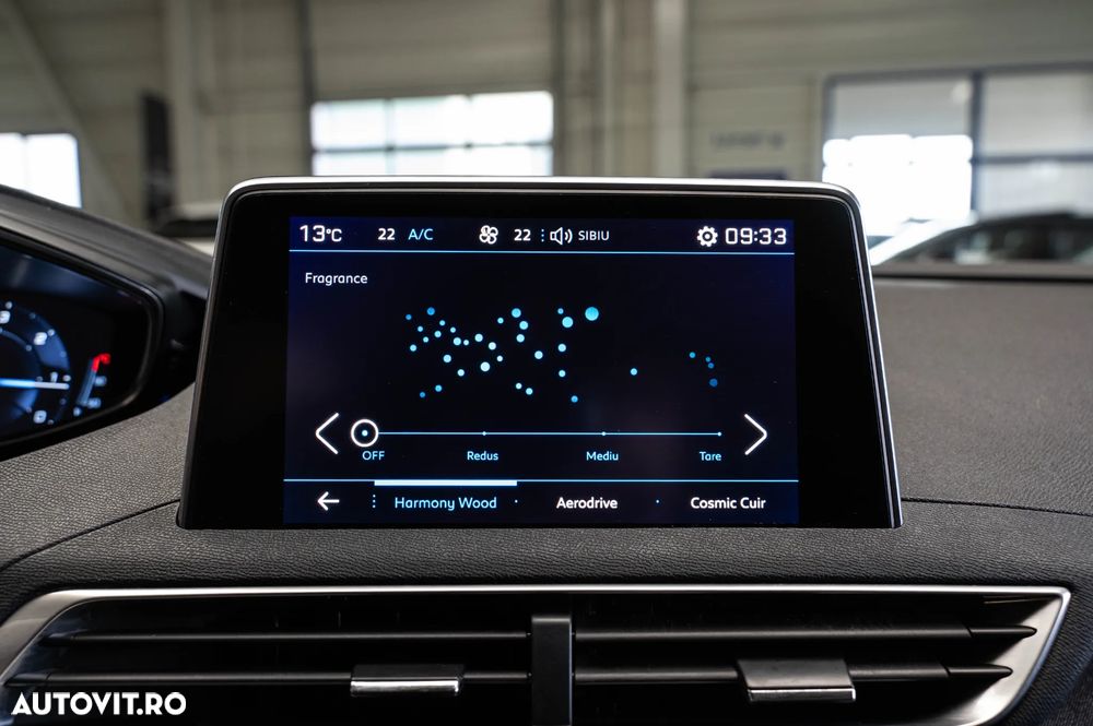 Peugeot 3008 BlueHDi 120 Stop & Start EAT6 Allure - 17