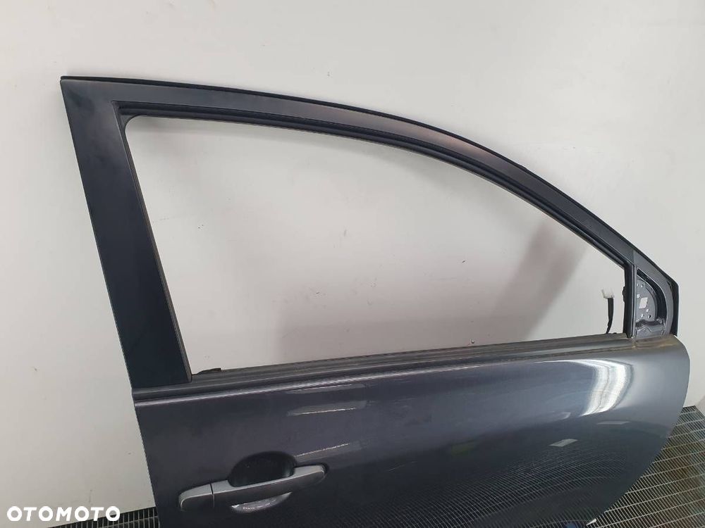 DRZWI PRZÓD PRAWE TOYOTA COROLLA E15 1G3 - 2