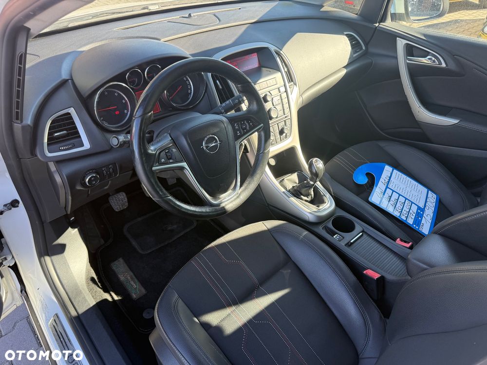 Opel Astra 1.7 CDTI DPF 150 Jahre - 9