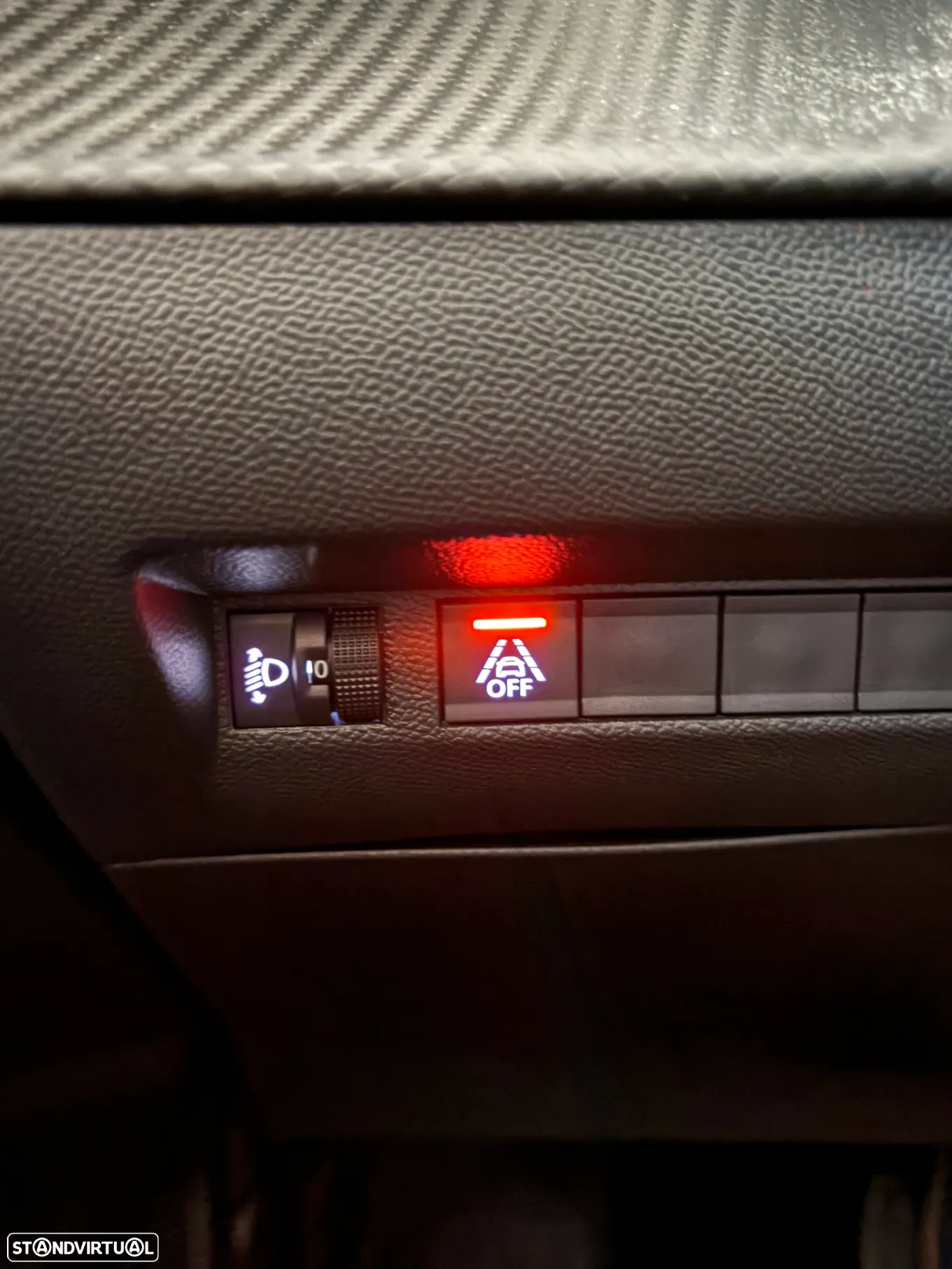 Peugeot 2008 1.2 PureTech Allure Pack EAT8 - 19