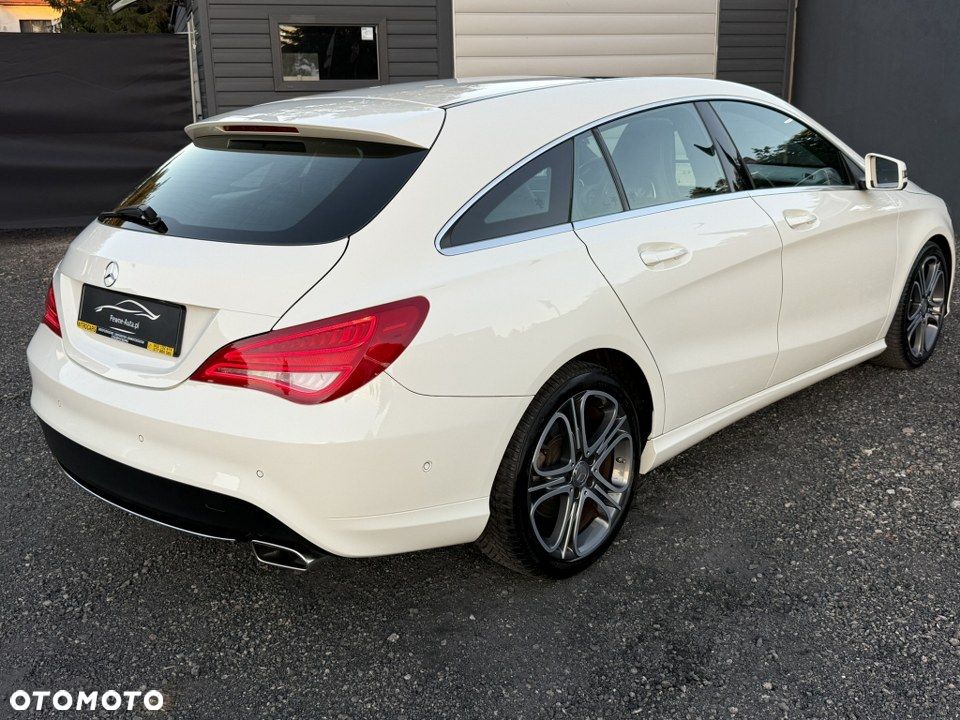 Mercedes-Benz CLA 180 AMG Line - 6