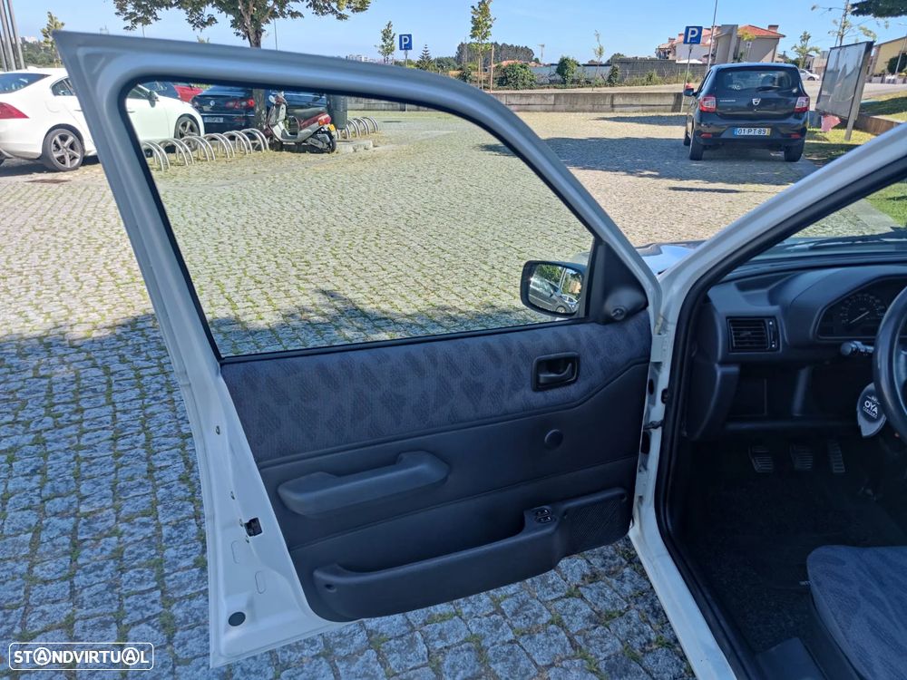 Ford Fiesta 1.1i Cayman - 8