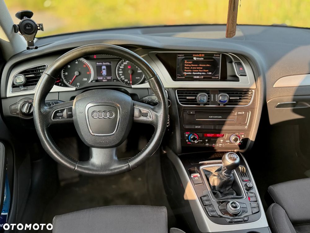 Audi A4 Avant - 6