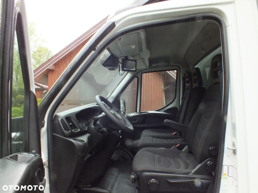 Iveco Daily - 12