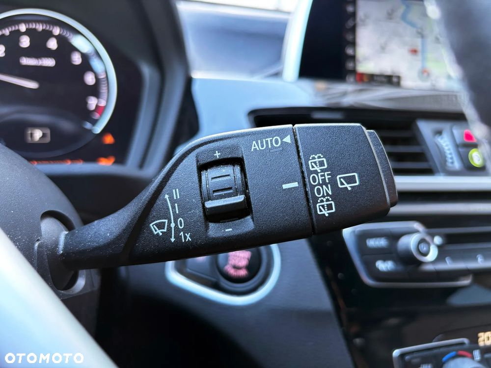 BMW X1 sDrive18i GPF xLine - 28