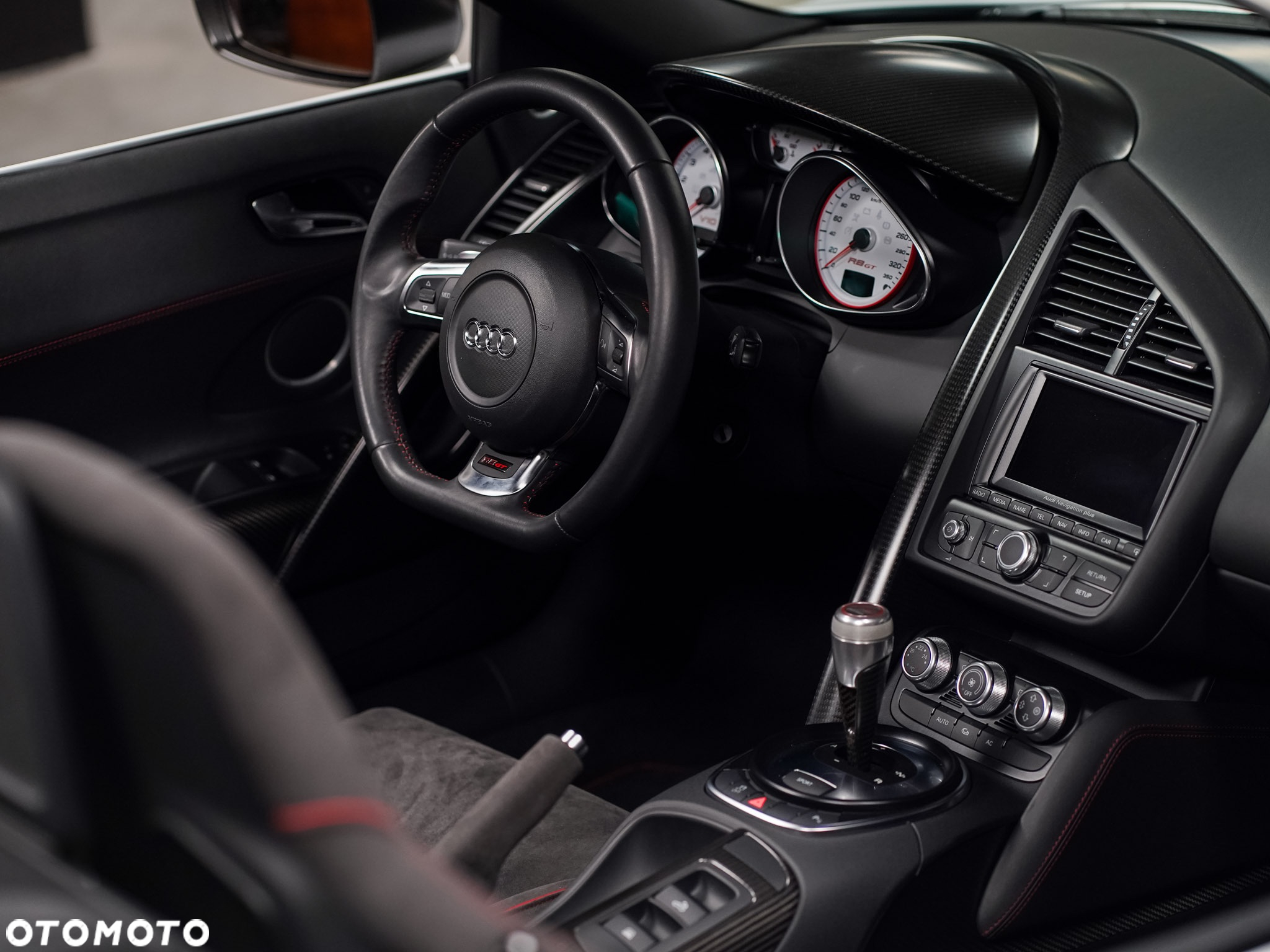 Audi R8 5.2 Quattro Plus S tronic - 35