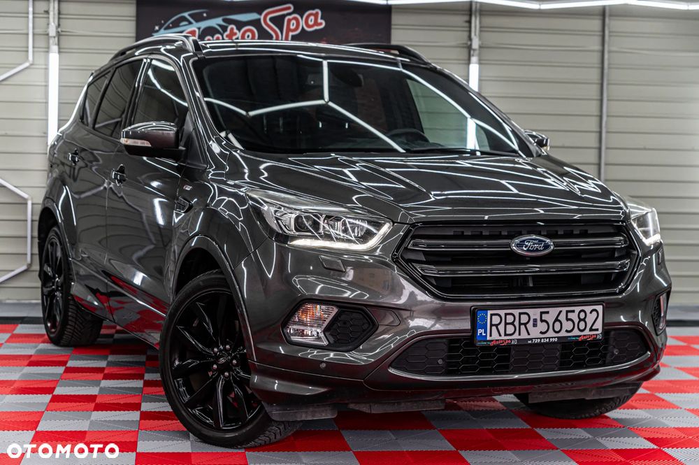 Ford Kuga 1.5 EcoBoost 2x4 ST-Line - 12