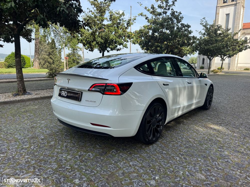 Tesla Model 3 Performance Tração Integral - 3
