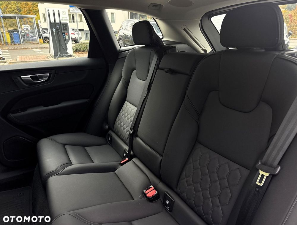 Volvo XC 60 - 31