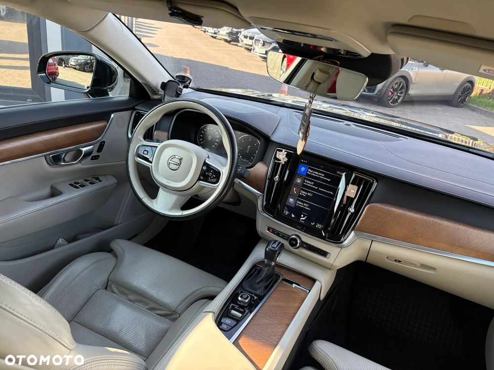 Volvo S90 D5 SCR AWD Inscription - 26