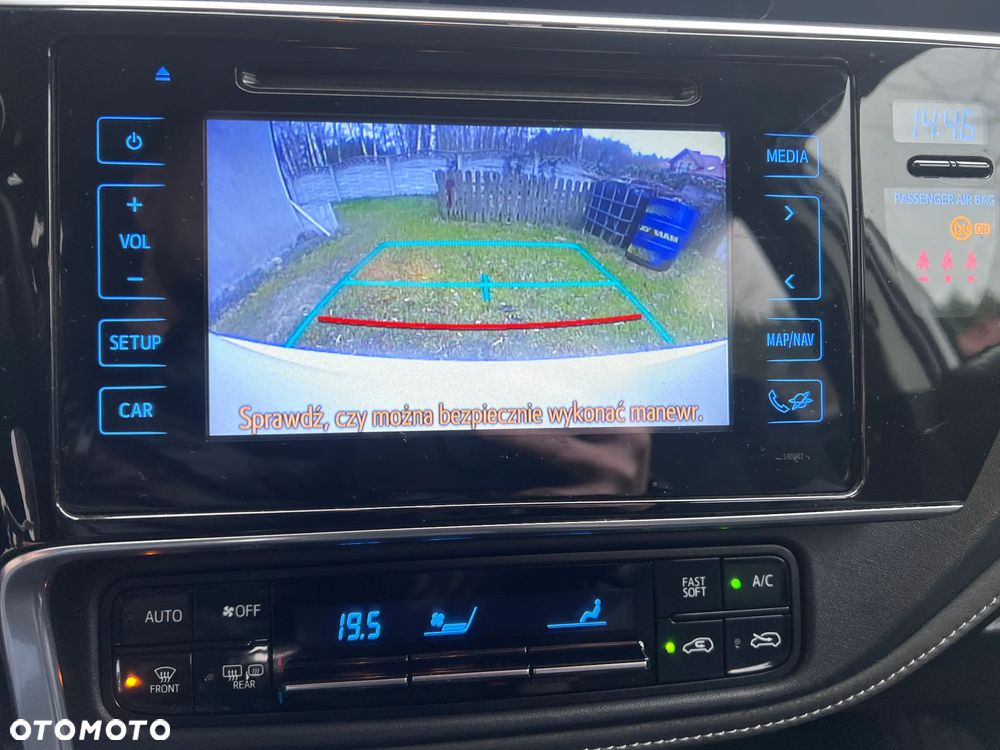 Toyota Auris 1.33 VVT-i Premium Comfort - 10