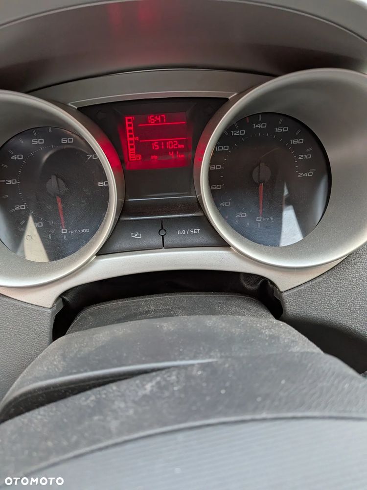 Seat Ibiza SC 1.4 16V Style - 9