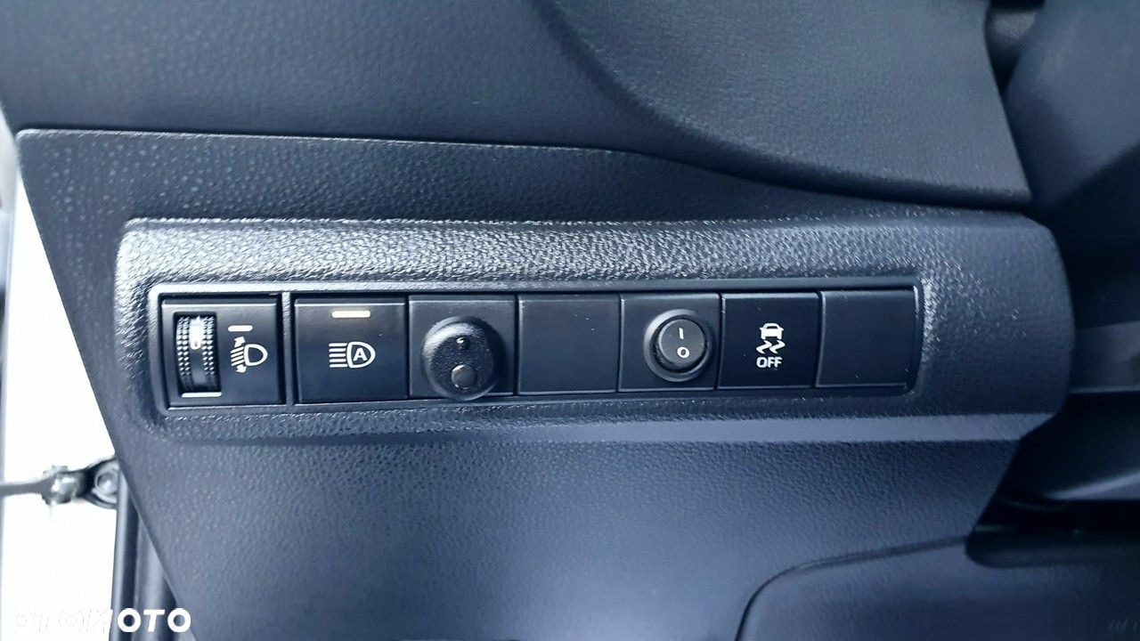 Toyota Corolla - 30