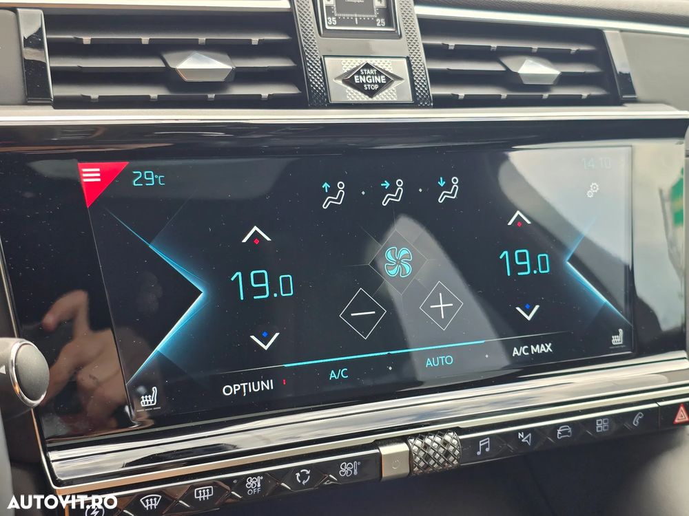 DS Automobiles DS 9 1.6 PHeV FWD 250 EAT8 PERFORMANCE Line + - 31